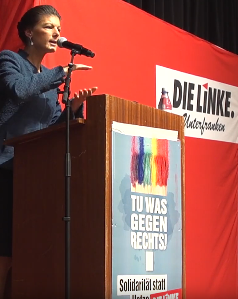 Tu was gegen Rechts! Podium