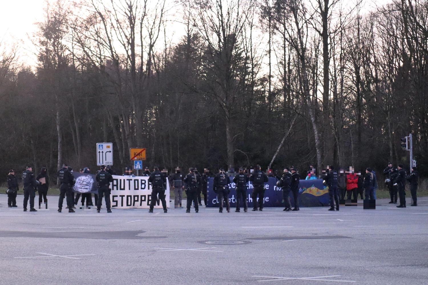 Blockade gekesselt