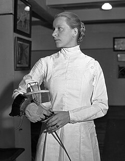 Helene Mayer um 1936 - Diese Datei ist lizenziert unter der Creative-Commons-Lizenz Namensnennung 4.0 international